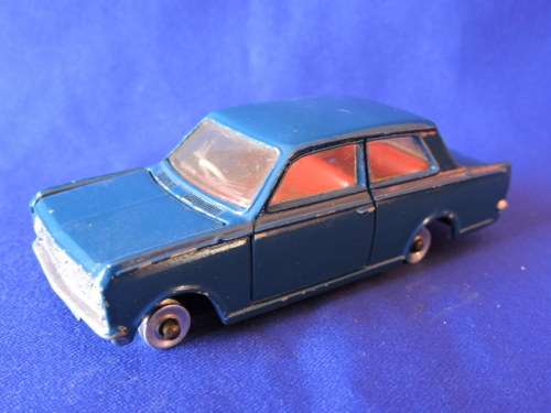 Dinky Toys 136 Vauxhall Viva